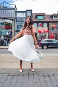 3 ways to style white skirt tulle white skirt uniqlo skirt zara white heels toronto blogger faiza inam sincerely humble 5
