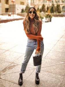 Street style boyfriend jeans Toronto fashion week ootd hm jeans asos boots faiza inam sincerely humble 5