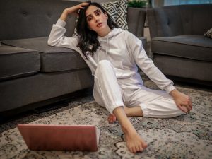 Faiza Inam loungewear look cozy look holidays winter look of the day 1