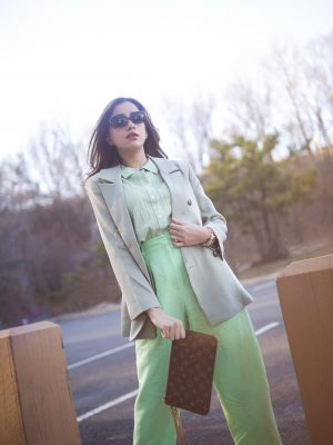 Style Secrets Every Classy Woman Should Know Monchrome look mint green spring colors 2
